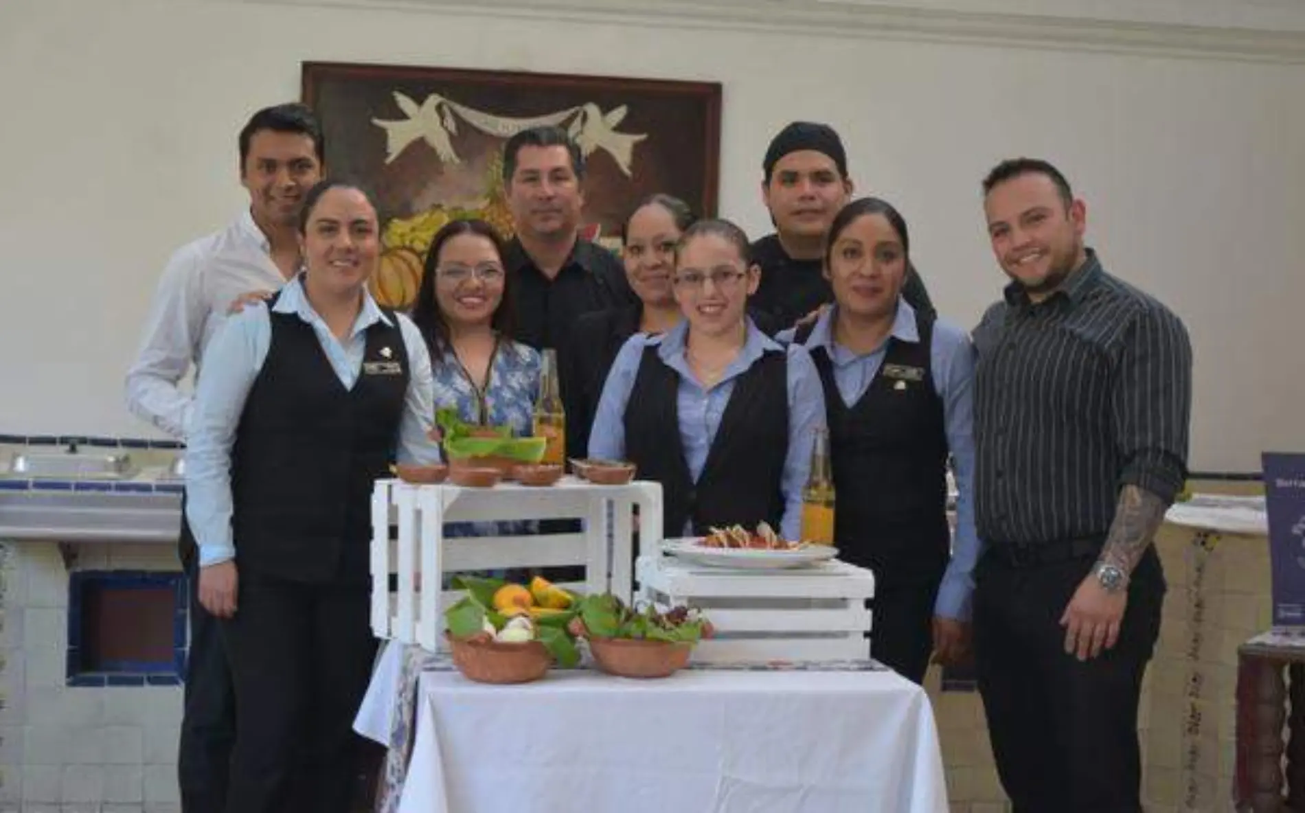 Equipo del Hotel Misión Grand Cuernavaca junto a Raúl Bonifant, gerente general Fotos Maritza Cuevas